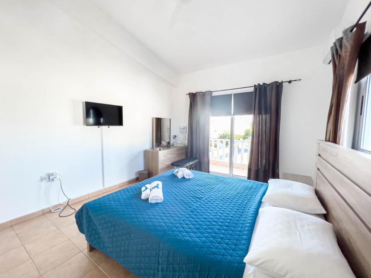 Villa Fame With Private Pool And Gazebo
