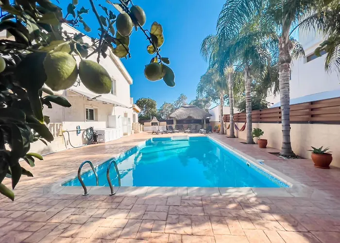 Fame Villa With Private Pool And Gazebo